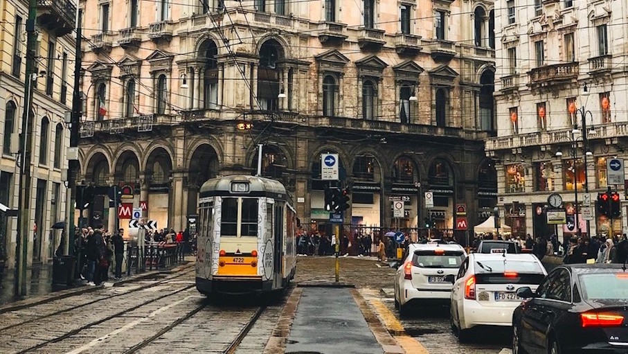 Lombardia, fino a 8.000 euro di bonus per cambiare auto
