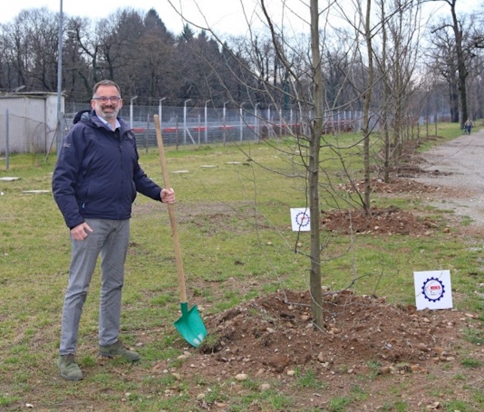 Pietro Benvenuti, Direttore Generale dell’Autodromo di Monza, intervenuto alla posa piante nella giornata del risparmio energetico e degli stili di vita sostenibili